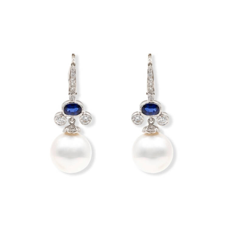 Cloud Pearl Earrings
